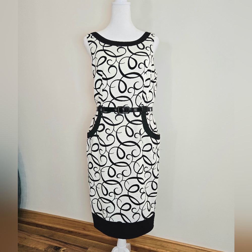 London Times Women's Dress With Pockets Size 8